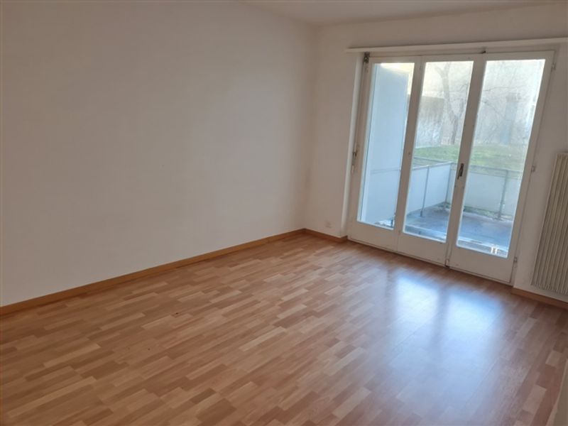 Moderne 2 Zimmerwohnung mit Balkon - 3