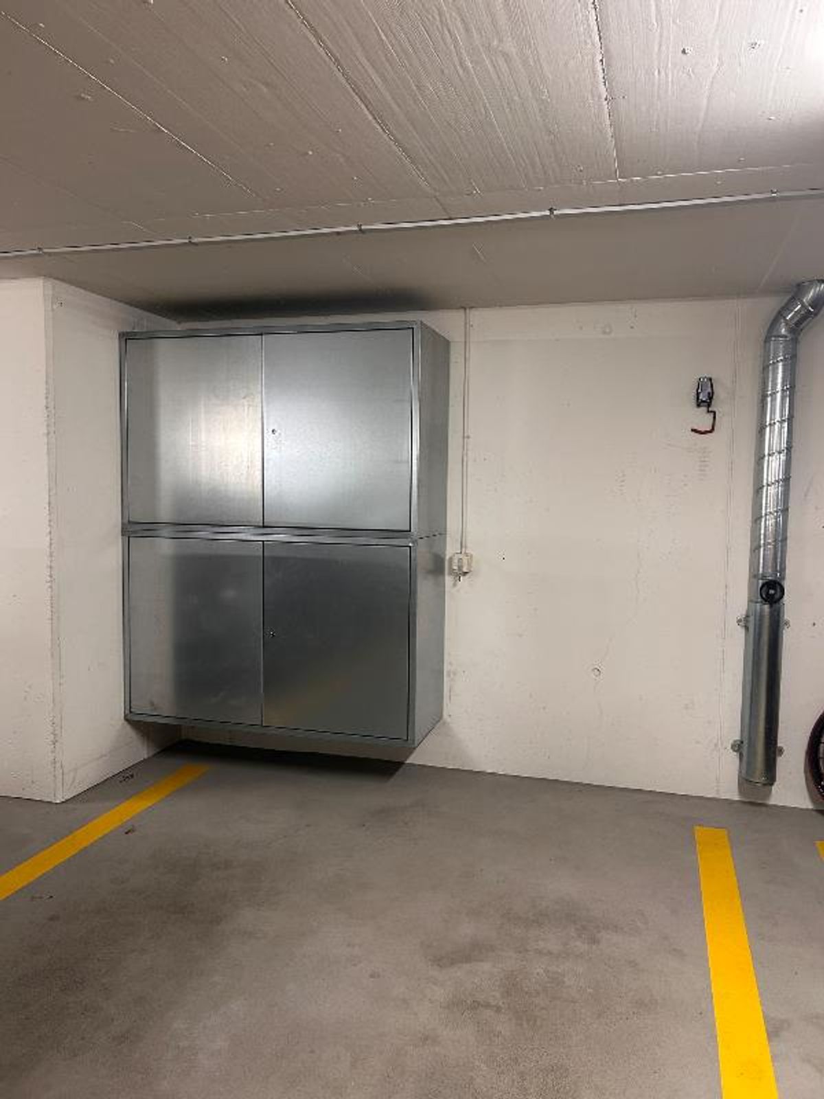 Tiefgarage - 1