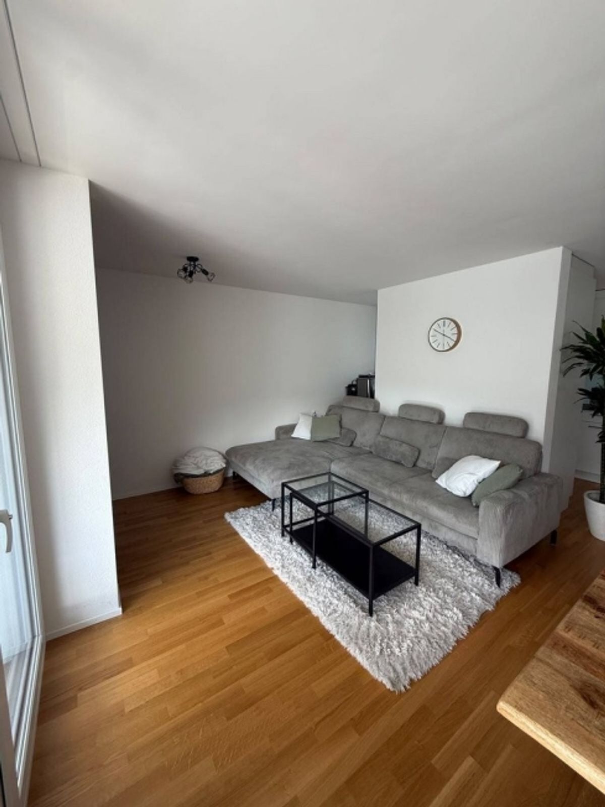 Moderne Familienwohnung in ruhigem Wohnquartier - 0