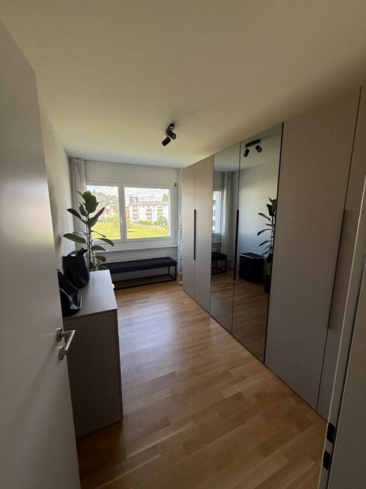 Moderne Familienwohnung in ruhigem Wohnquartier - 1