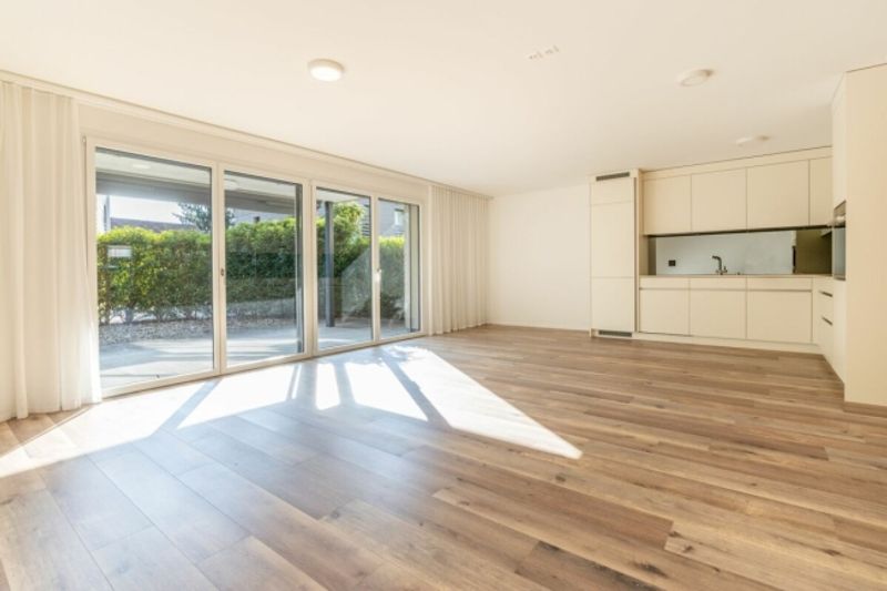Attraktive 2.5-Zimmer-Gartenwohnung mit Charme - 1