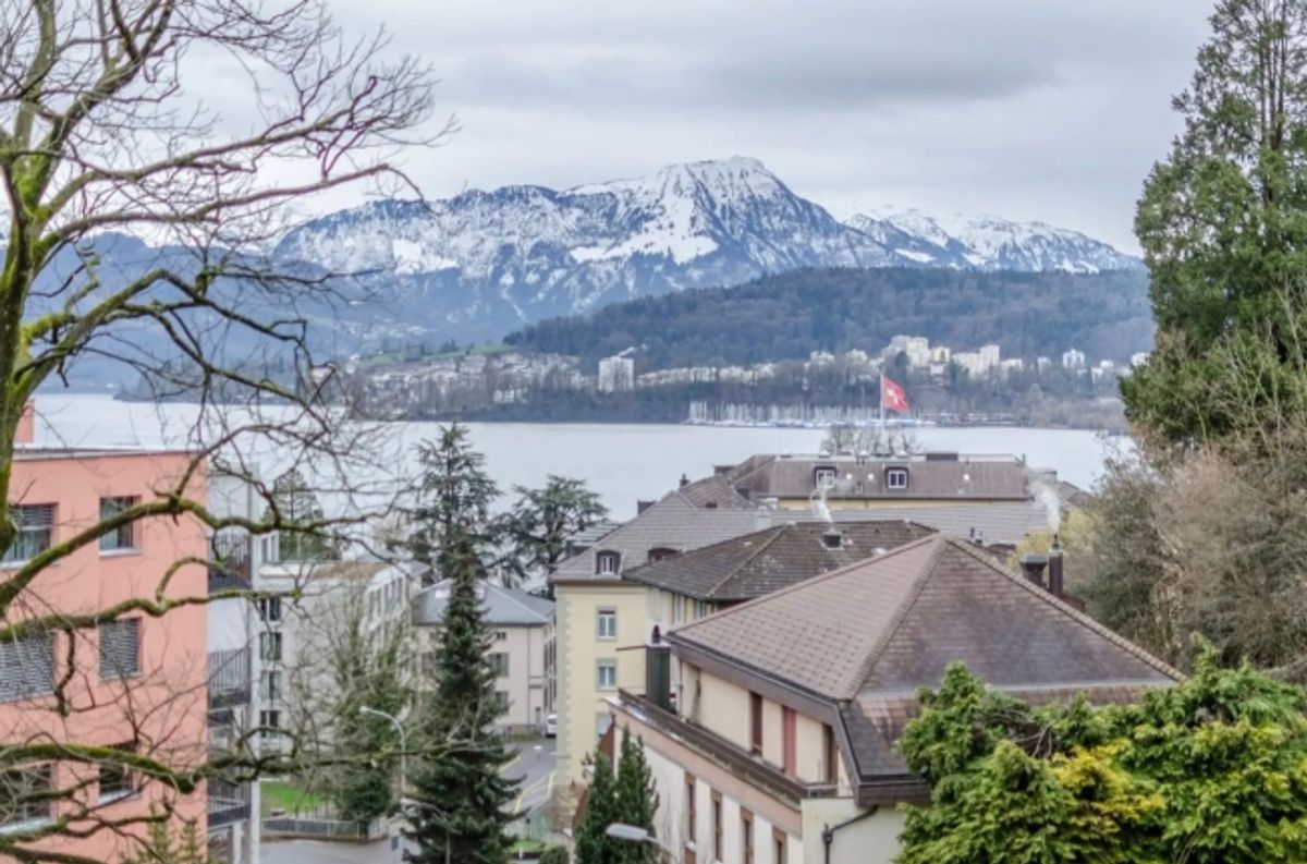 Traumhafter See- und Bergblick, sonnige Sackgassenlage und eigener Balkon - 4