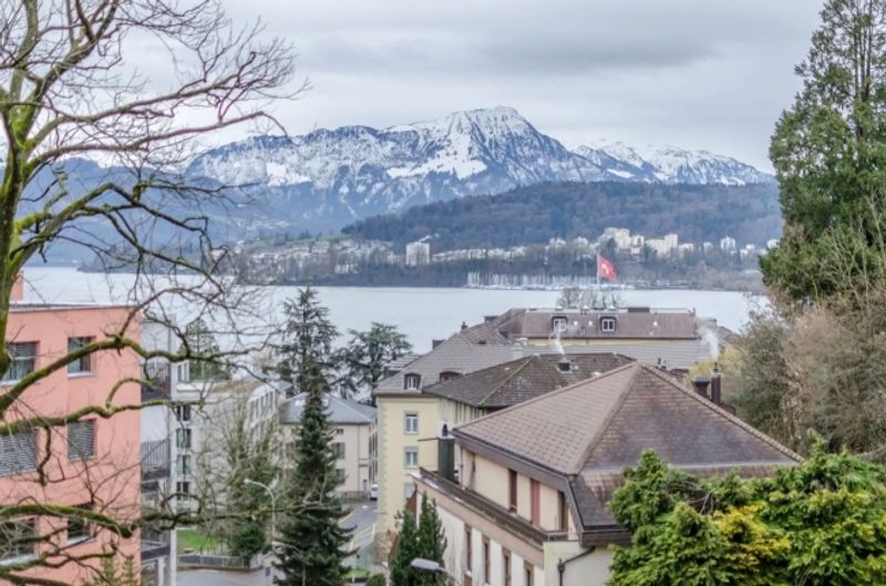 Traumhafter See- und Bergblick, sonnige Sackgassenlage und eigener Balkon - 5