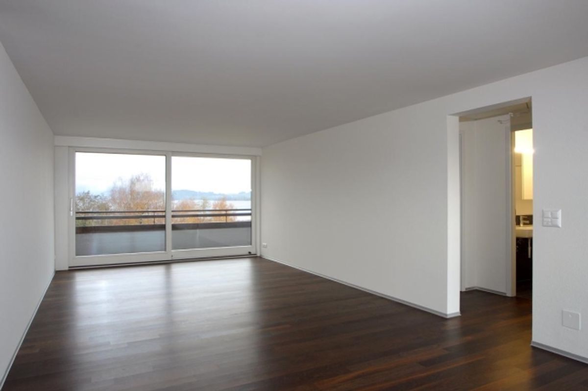 schöne 2.5 Zimmer Wohnung an bester Lage in Cham - 2