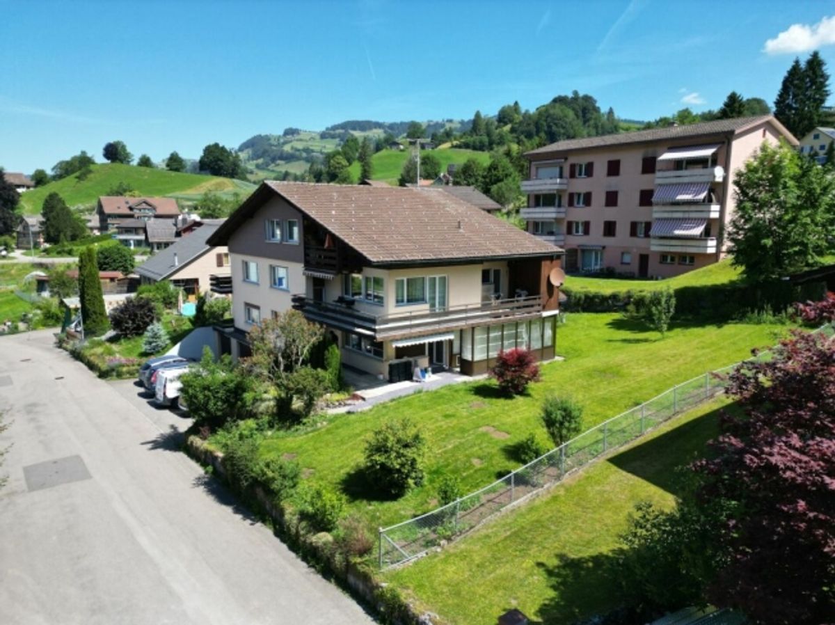 5.5-Zimmer-Parterrewohnung mit Wintergarten und Landanteil - 1