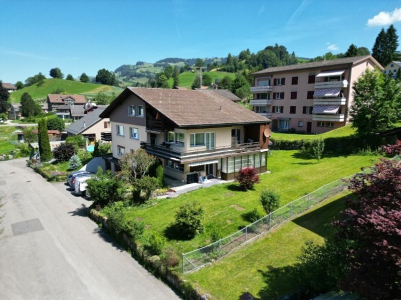 5.5-Zimmer-Parterrewohnung mit Wintergarten und Landanteil - 2