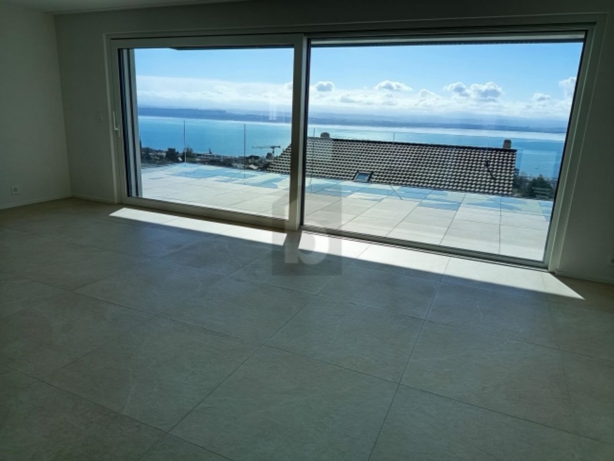 MODERNE, LUMINEUX & CONFORTABLE - 1