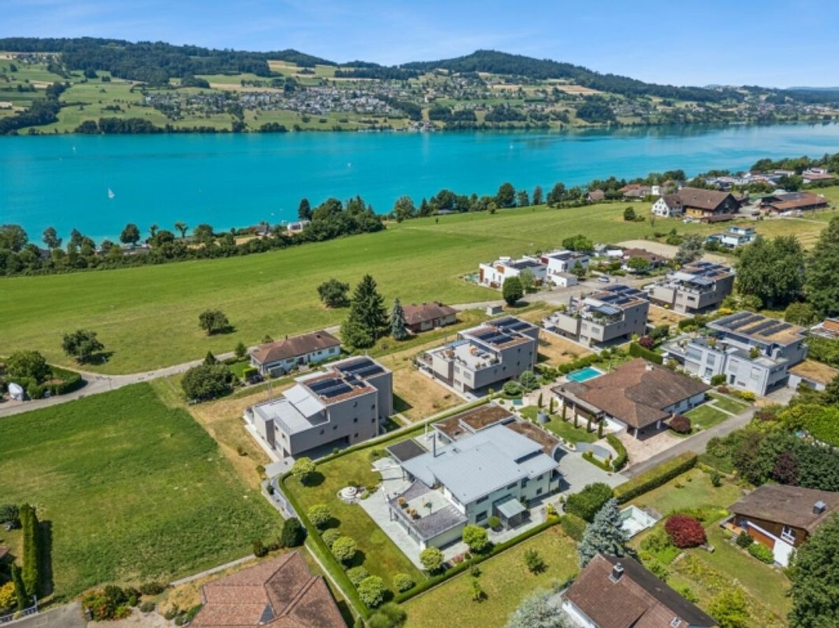 Architektenvilla mit Hallenbad & Seeblick zur Miete - 0