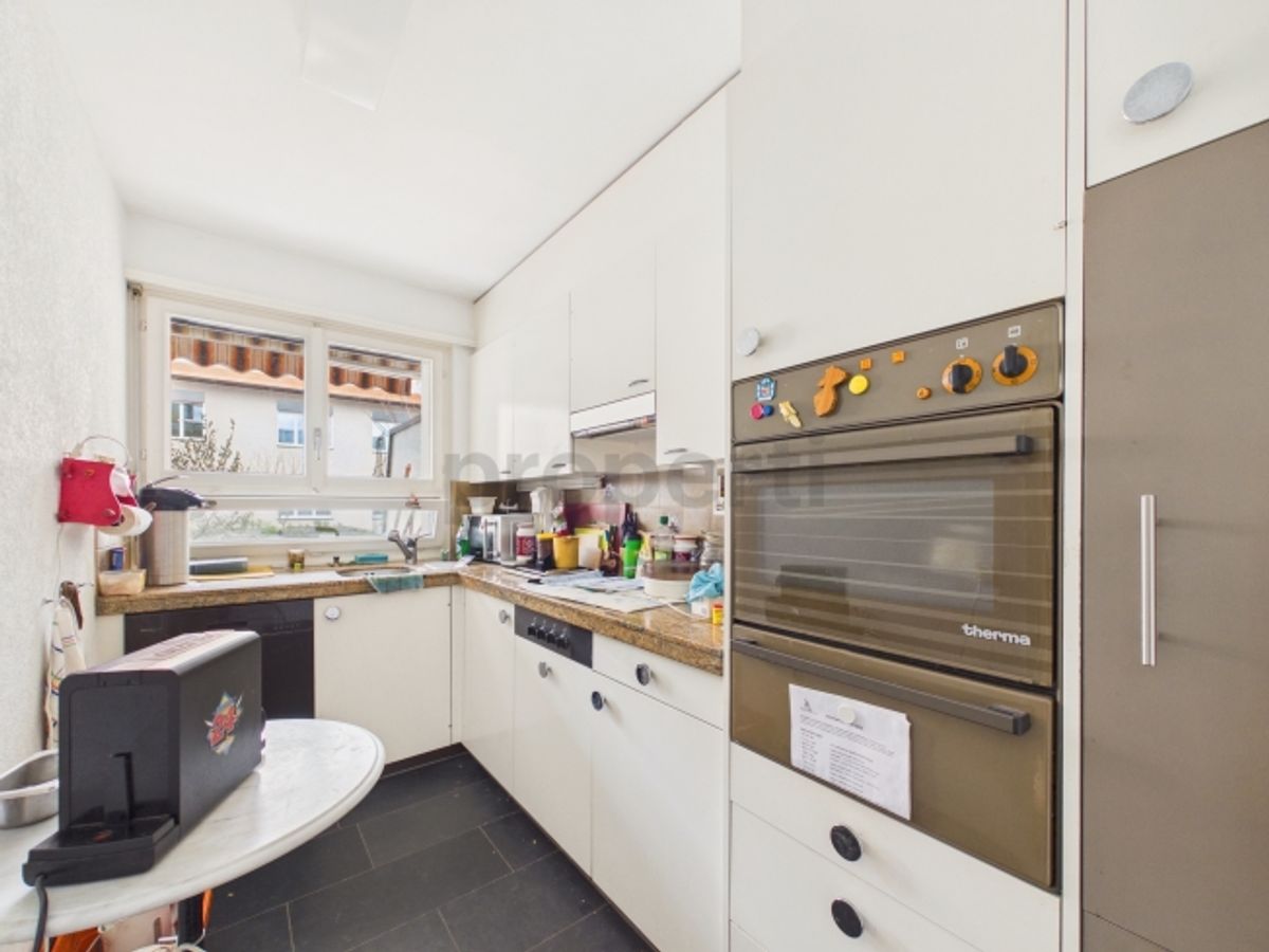 Helle 2.5-Zimmer-Wohnung mit Balkon, Zürich - 3