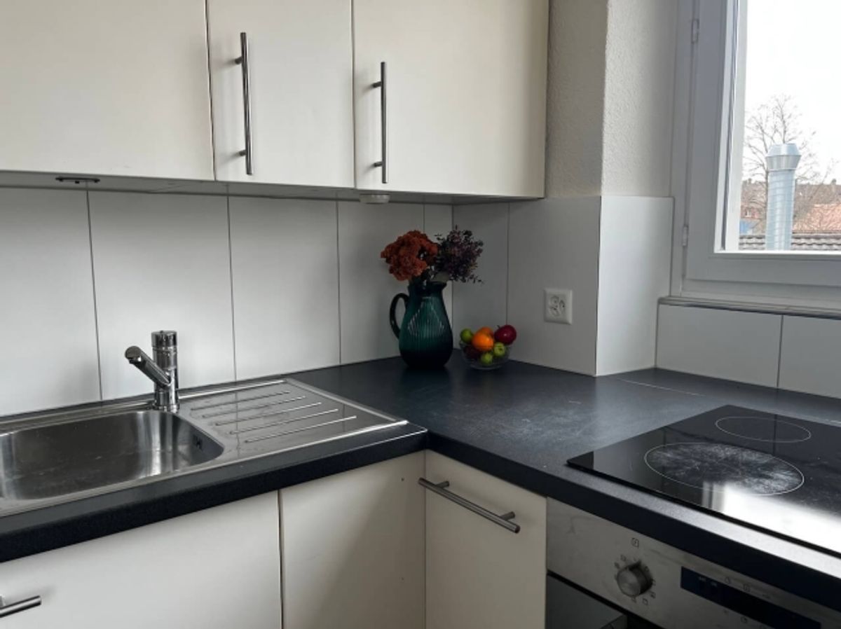 Furnished room in modernised apartment in a top location - 9