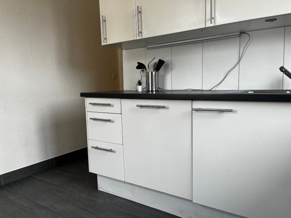 Furnished room in modernised apartment in a top location - 12