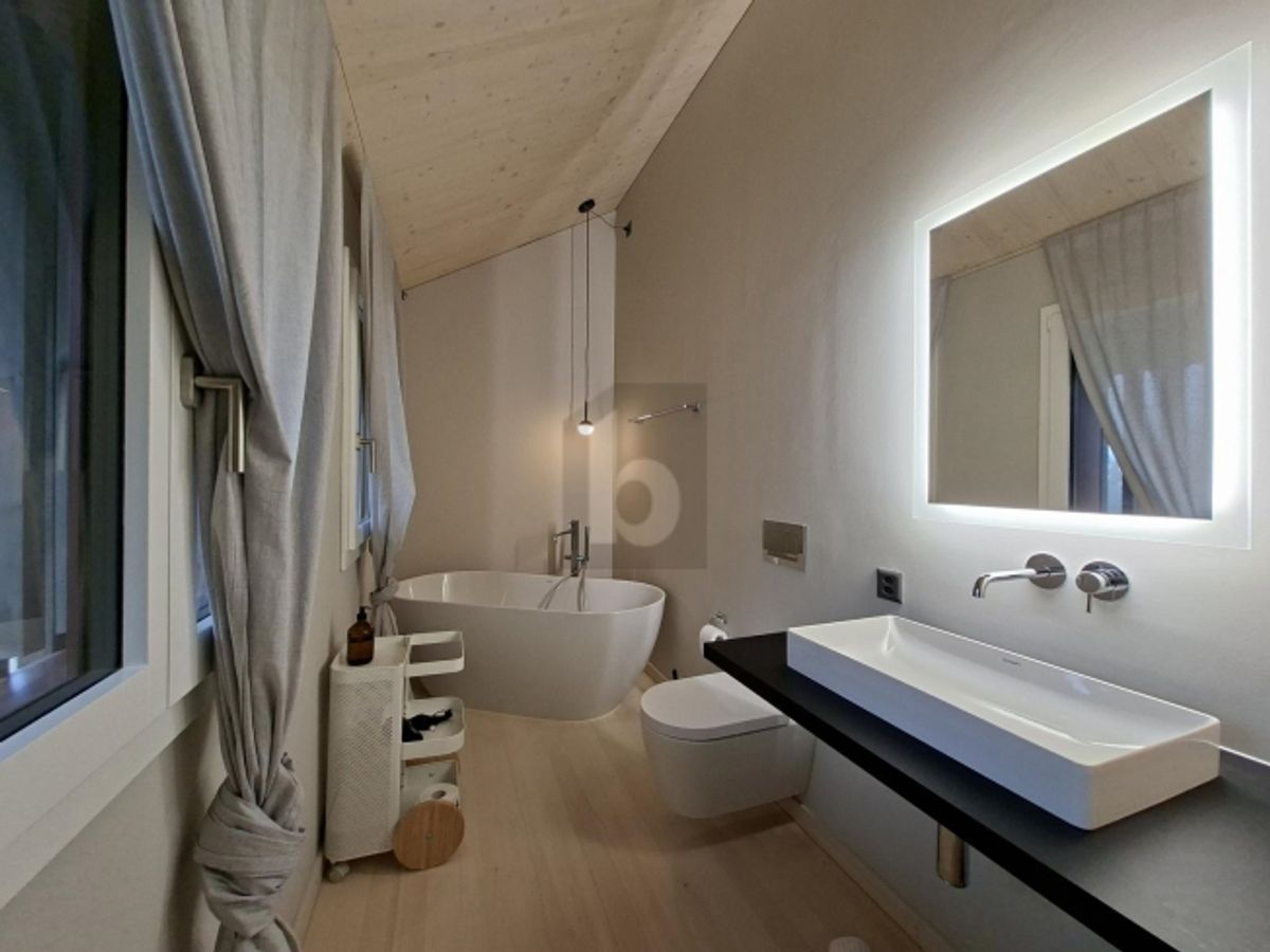 HIGH-END HAUS, EXKLUSIV, MÖBLIERT, BEZUGSFERTIG! - 3