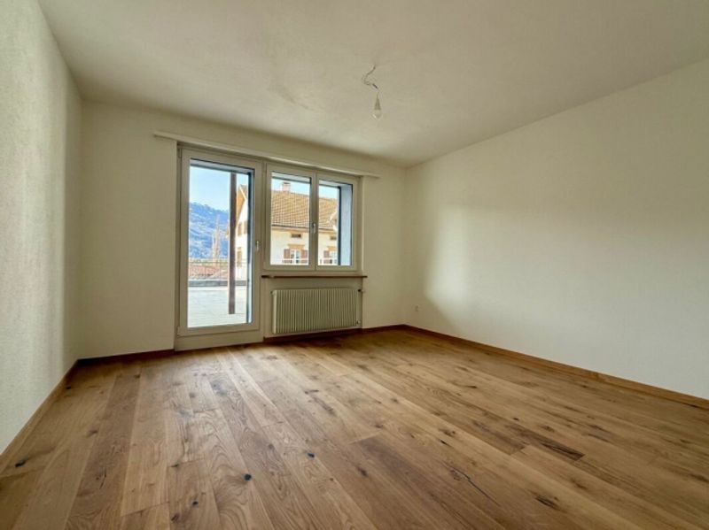 4-Zimmer-Wohnung mit Bergsicht - 4