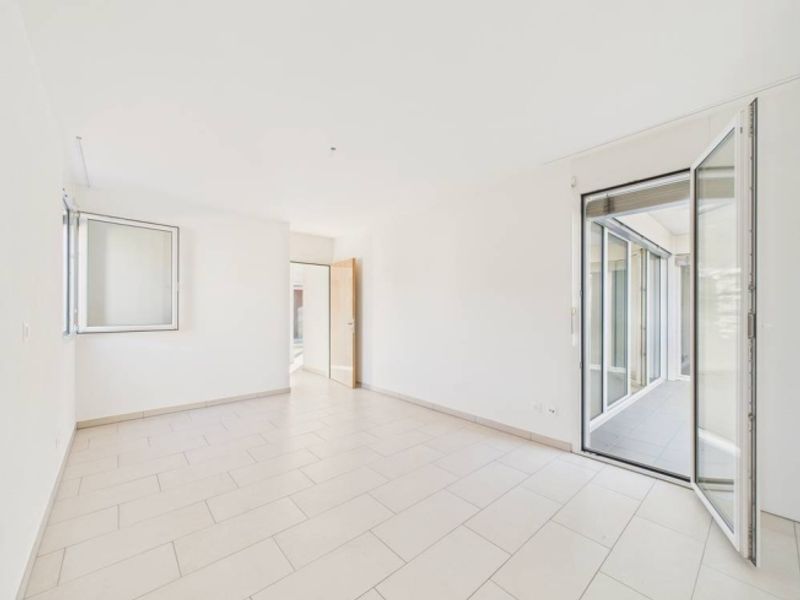 Elegante appartamento di 4.5 locali con vista panoramica e doppia terrazza ad Agno - 7