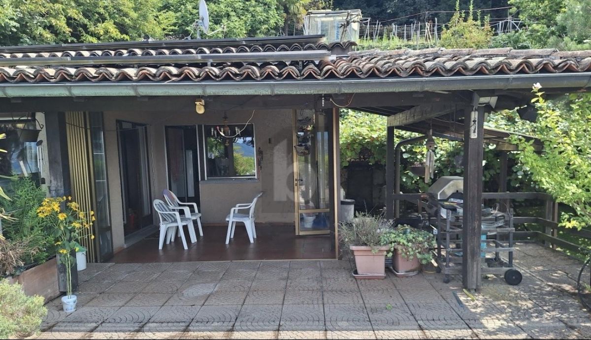 CON GIARDINO ,PISCINA E SAUNA - 1