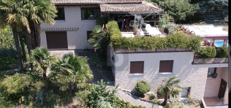 CON GIARDINO ,PISCINA E SAUNA - 5