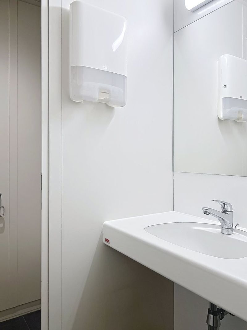 Surface de bureaux de 730 m2 rénovée au 4ème étage - 6