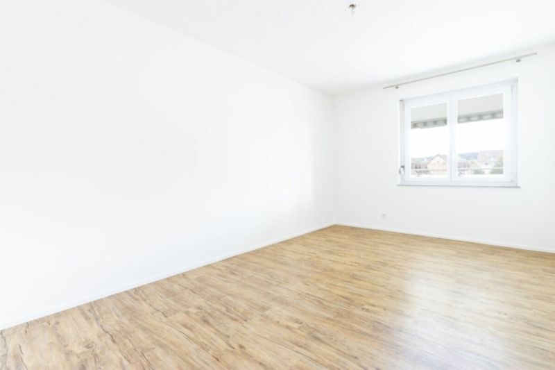 Lichtdurchflutete 4.5-Zimmer-Wohnung mit gedecktem Balkon - 13