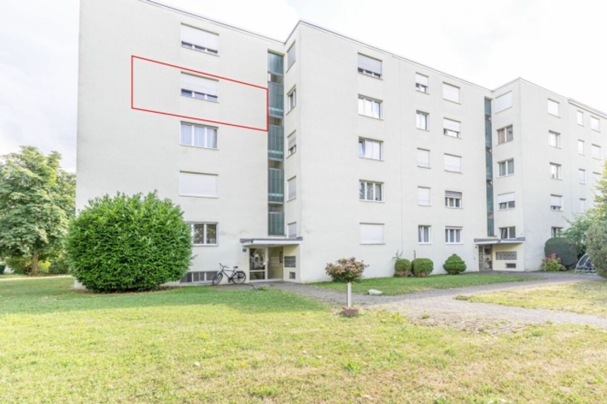 Lichtdurchflutete 4.5-Zimmer-Wohnung mit gedecktem Balkon - 0