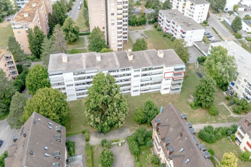 Lichtdurchflutete 4.5-Zimmer-Wohnung mit gedecktem Balkon - 3