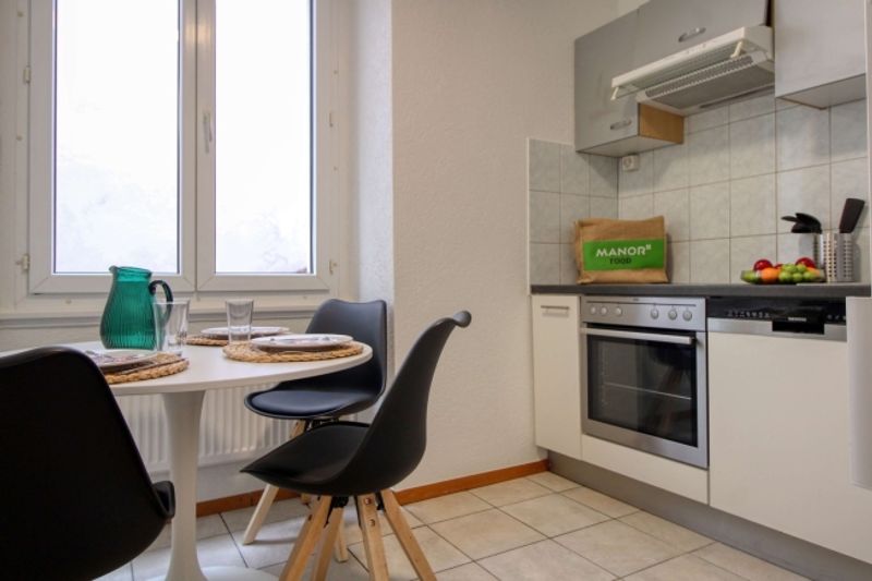 Connected Coliving Life in Lausanne's Sous-Gare District - 5