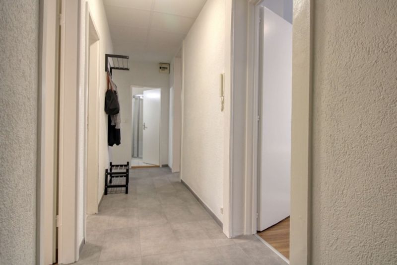 Connected Coliving Life in Lausanne's Sous-Gare District - 8