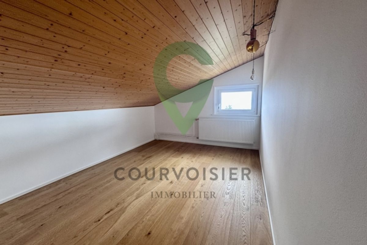 Einfamilienhaus mit 6,5 Zimmern und atemberaubender Aussicht in der Nä - 11