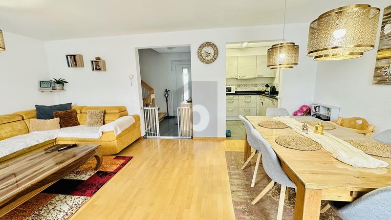 FAMILIENFREUNDLICH MIT CHARME IN ZENTRALER LAGE - 3