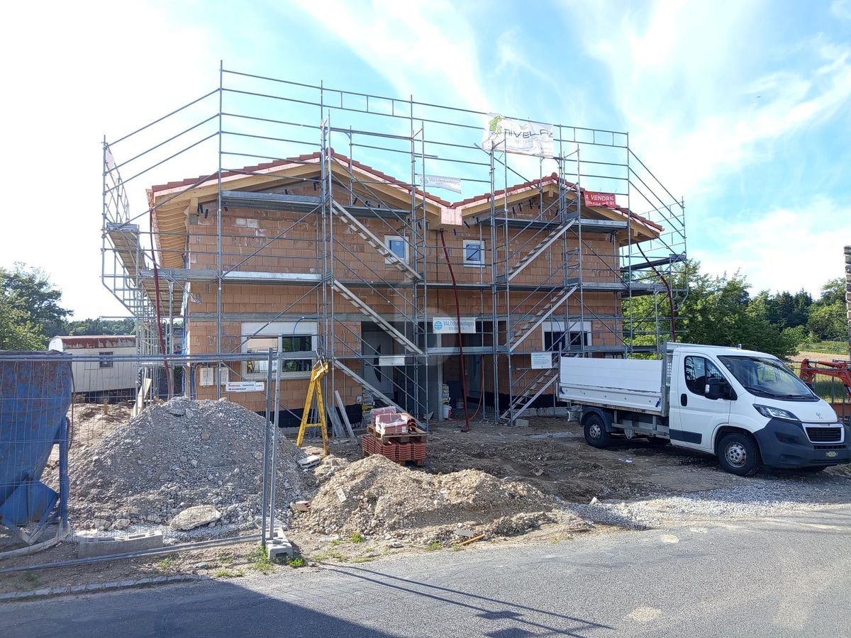 CREATION D'UNE VILLA JUMELLÉE AVEC STUDIO (A) - 0