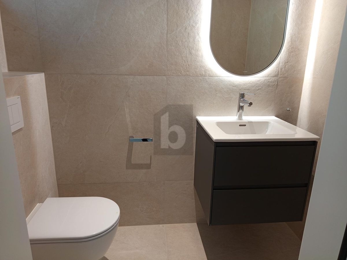 MODERNE, LUMINEUX & CONFORTABLE - 4