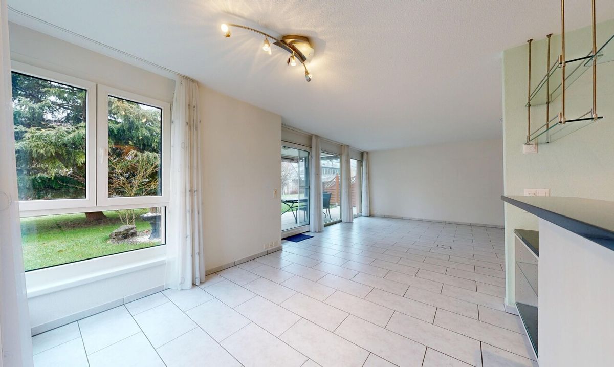 Grosszügige und gepflegte Gartenwohnung an ruhiger Lage - 2