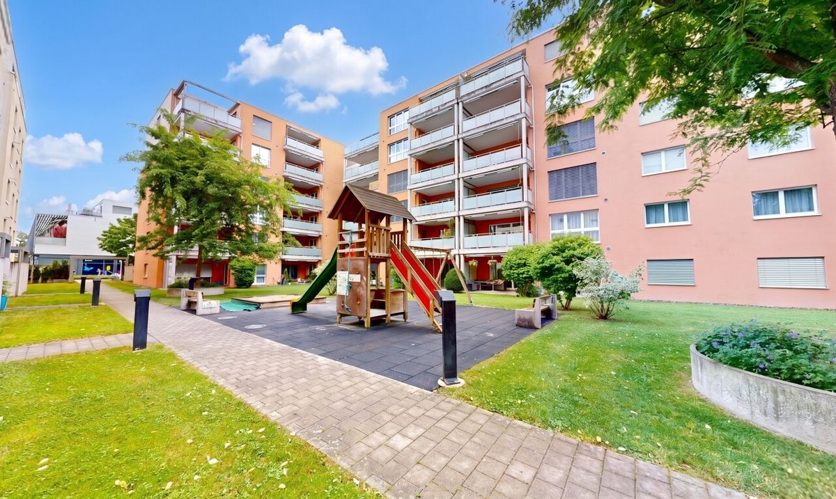 Grosszügiges Wohnen im Herzen von Bülach - 10