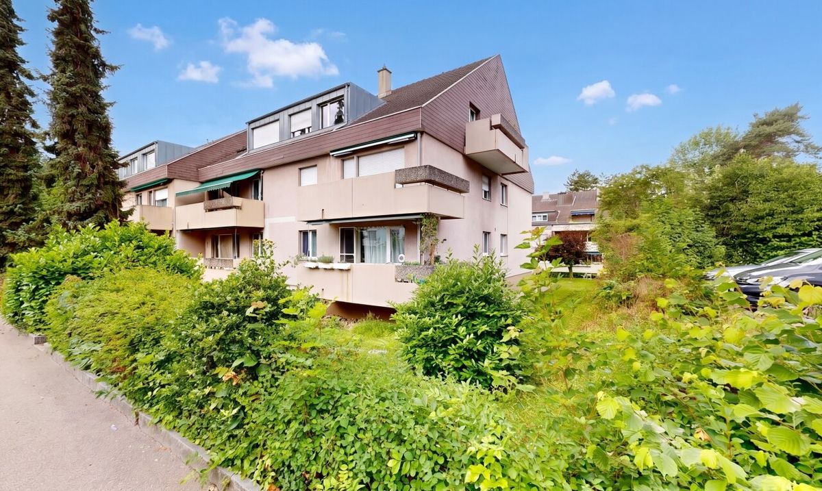 Helle und gepflegte 2.5-Zi.-Wohnung an attraktiver Lage in Arlesheim - 0