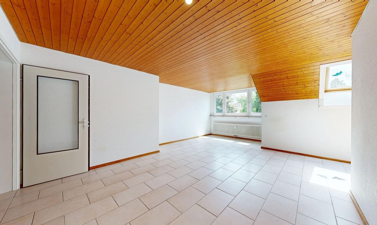 Helle und gepflegte 2.5-Zi.-Wohnung an attraktiver Lage in Arlesheim - 2