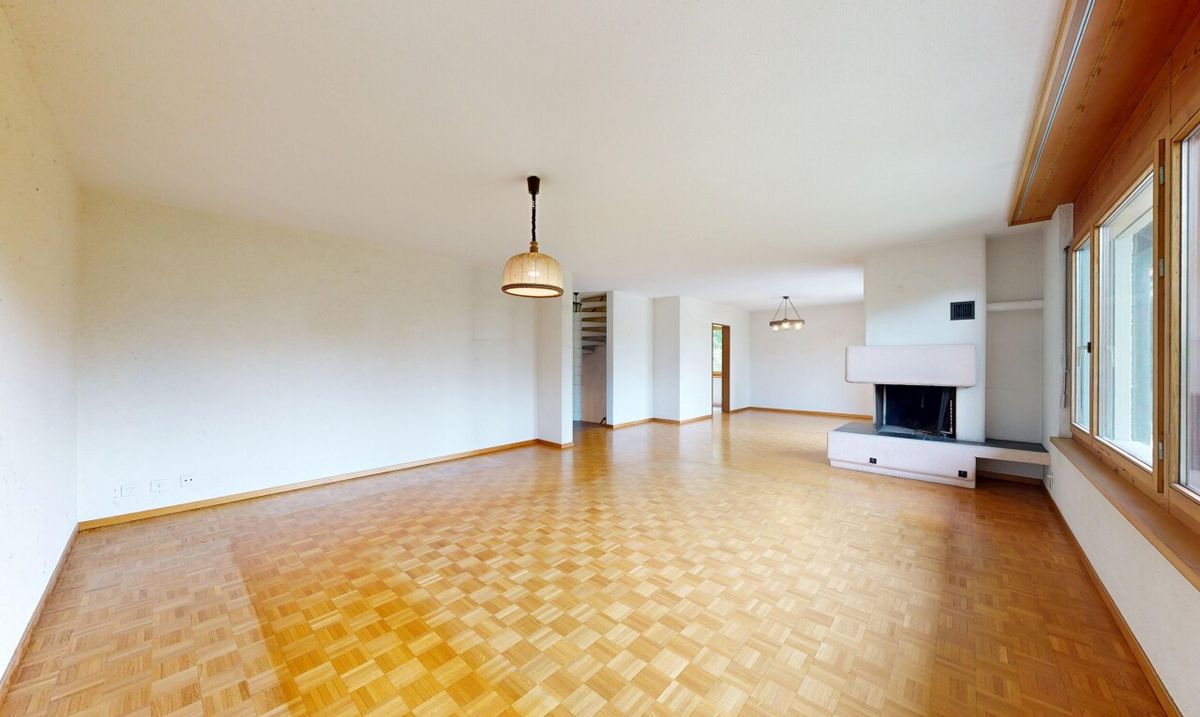 Einfamilienhaus mit viel Potenzial in ruhigem Wohnquartier - 2