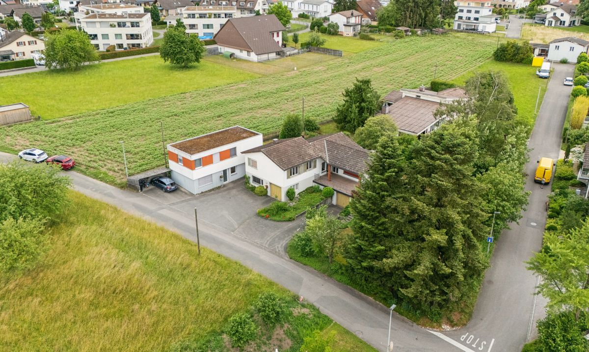 Einfamilienhaus mit separatem Atelier - 2