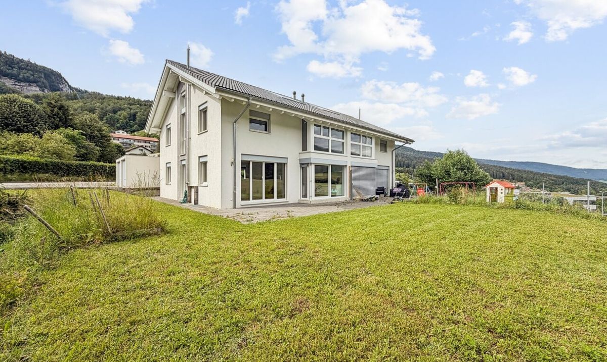 Außergewöhnliches Einfamilienhaus – 185 m² mit Garten und Panoramaberg - 1