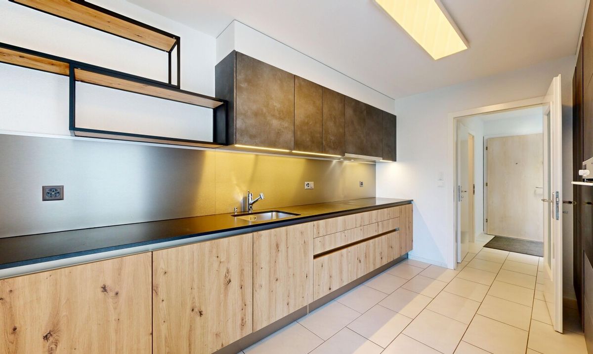 Geräumige, komplett renovierte 5,5-Zimmer-Gartenwohnung in Morges - 2