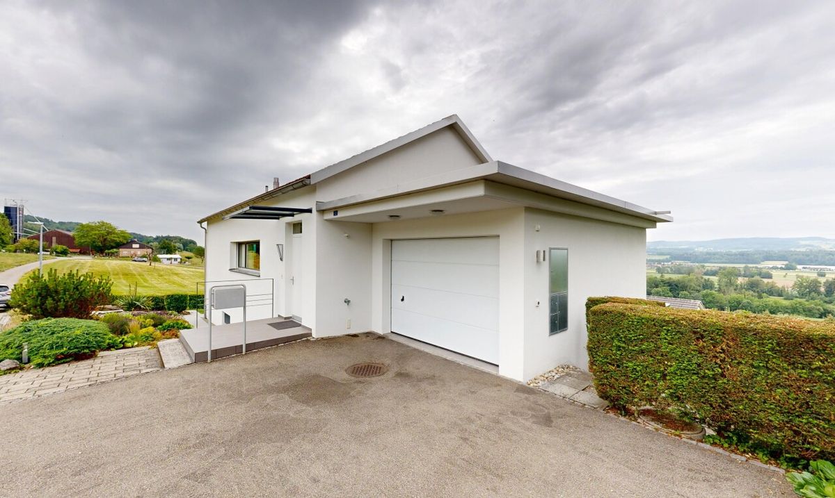 Top gepflegtes 6-Zimmer-Einfamilienhaus mit Weitblick in Uesslingen TG - 2