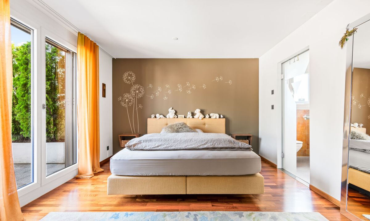 Exklusive Attika mit Wintergarten und 120 m² Terrasse - 9