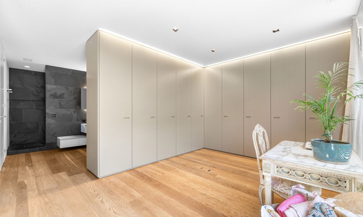 Exklusive Luxuswohnung der Extraklasse - Wohnen auf einer Ebene - 3