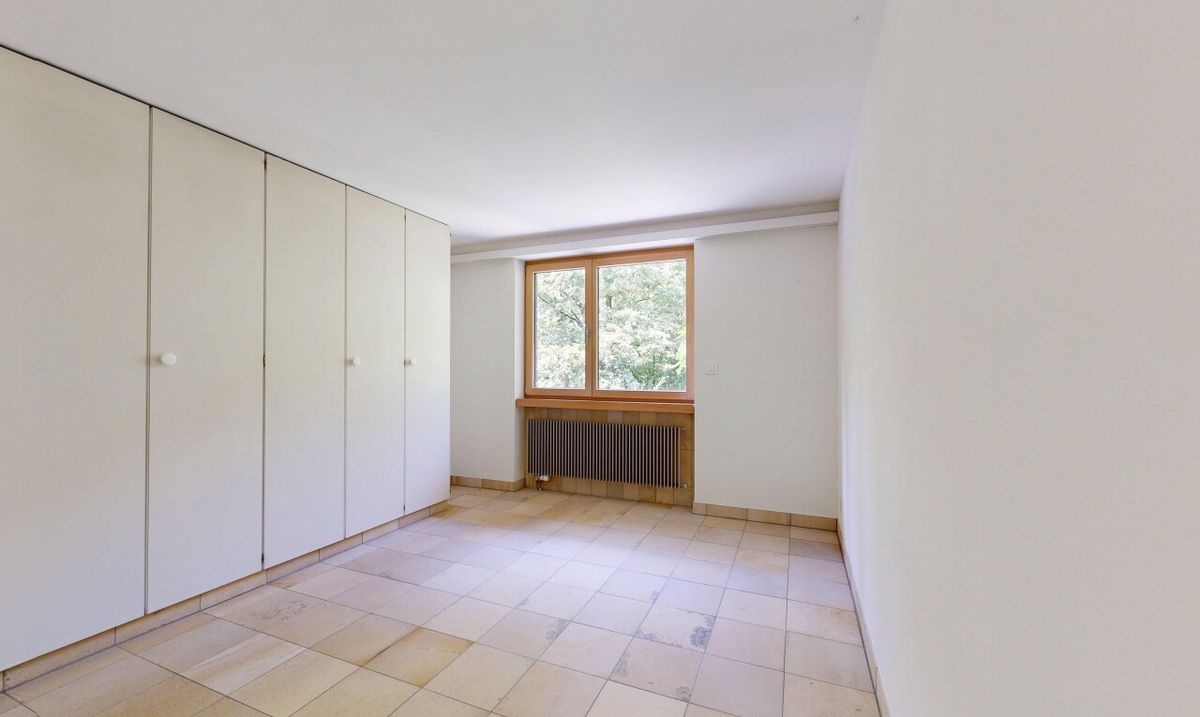 Exklusive Terrassenwohnung mit 189 m² Terrassen und Jura-Aussicht - 8