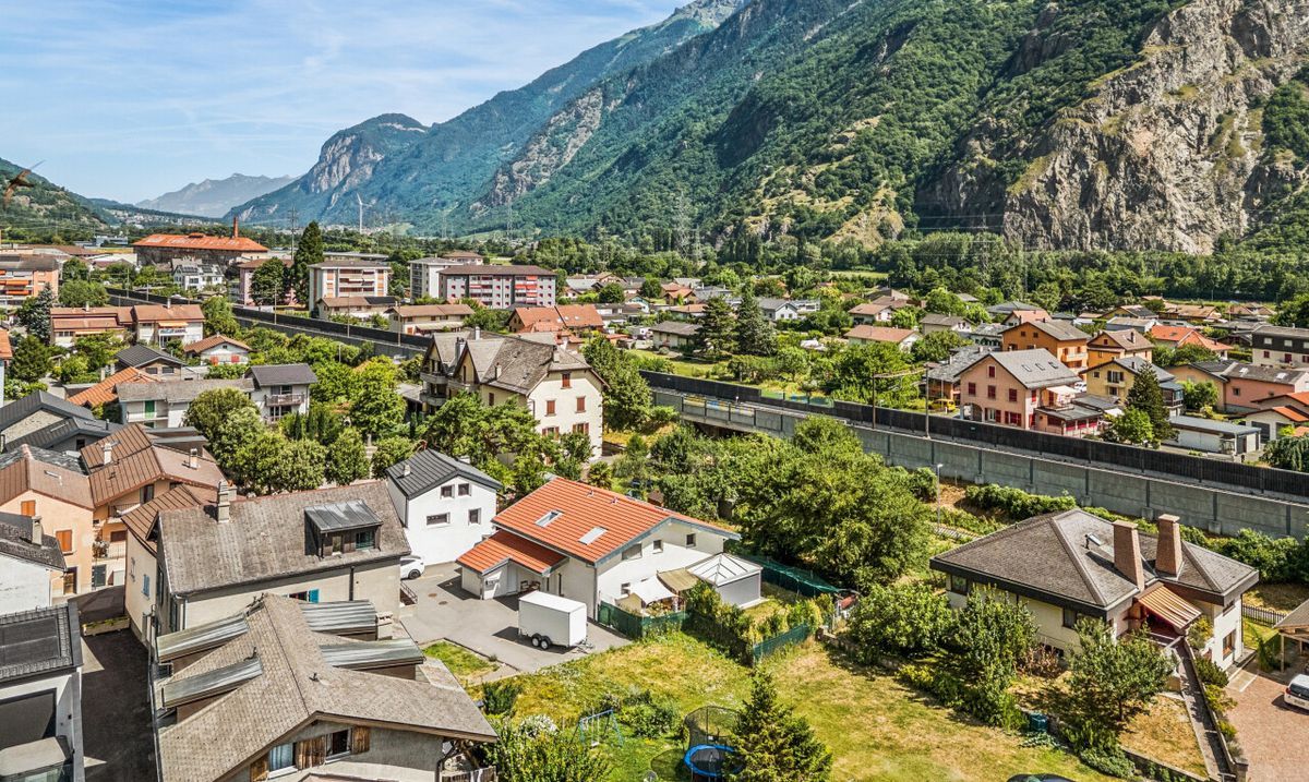 Moderne Doppelhaushälfte mit 120 m² in Vernayaz - 2