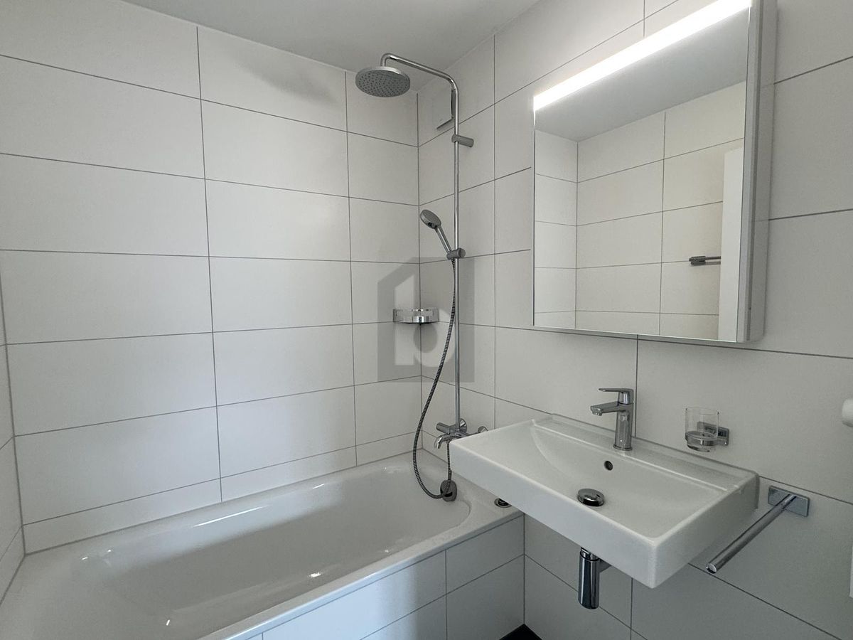 HELLE, MODERNE RÄUME MIT SCHÖNER AUSSICHT - 3