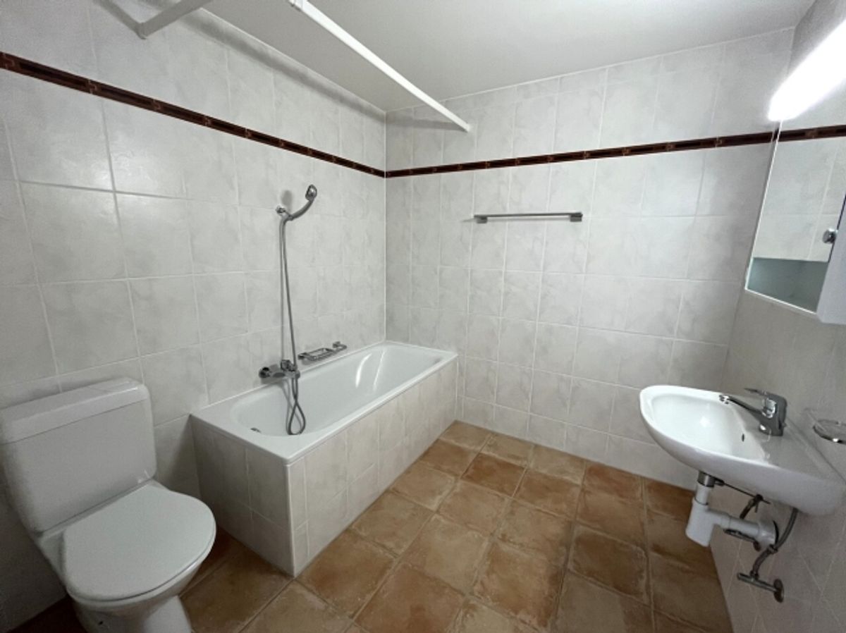 Grosses 2.5-Zimmer-Apartment mit Balkon in Echallens - 5