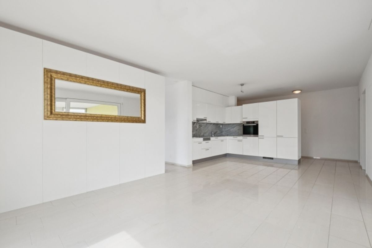 Lichtdurchflutete 3.5-Zimmer Wohnung mit Blick in Zürich inkl. 2 Garagenstellplätze - 7