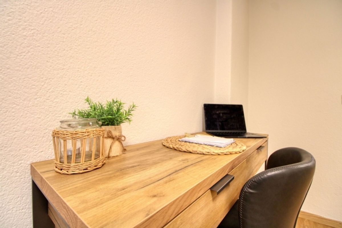 Comfortable Coliving in Zürich's Dynamic Altstetten District - 1