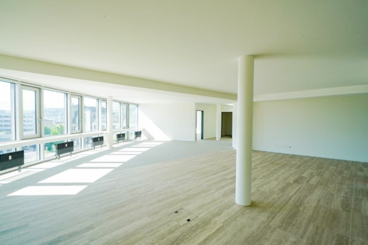 Top-Lage trifft Flexibilität 256 m² für Ihr Business - 2