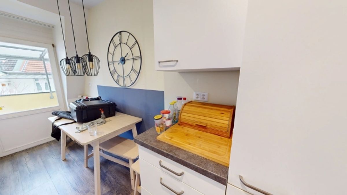 Furnished room in modernised apartment in a top location - 7