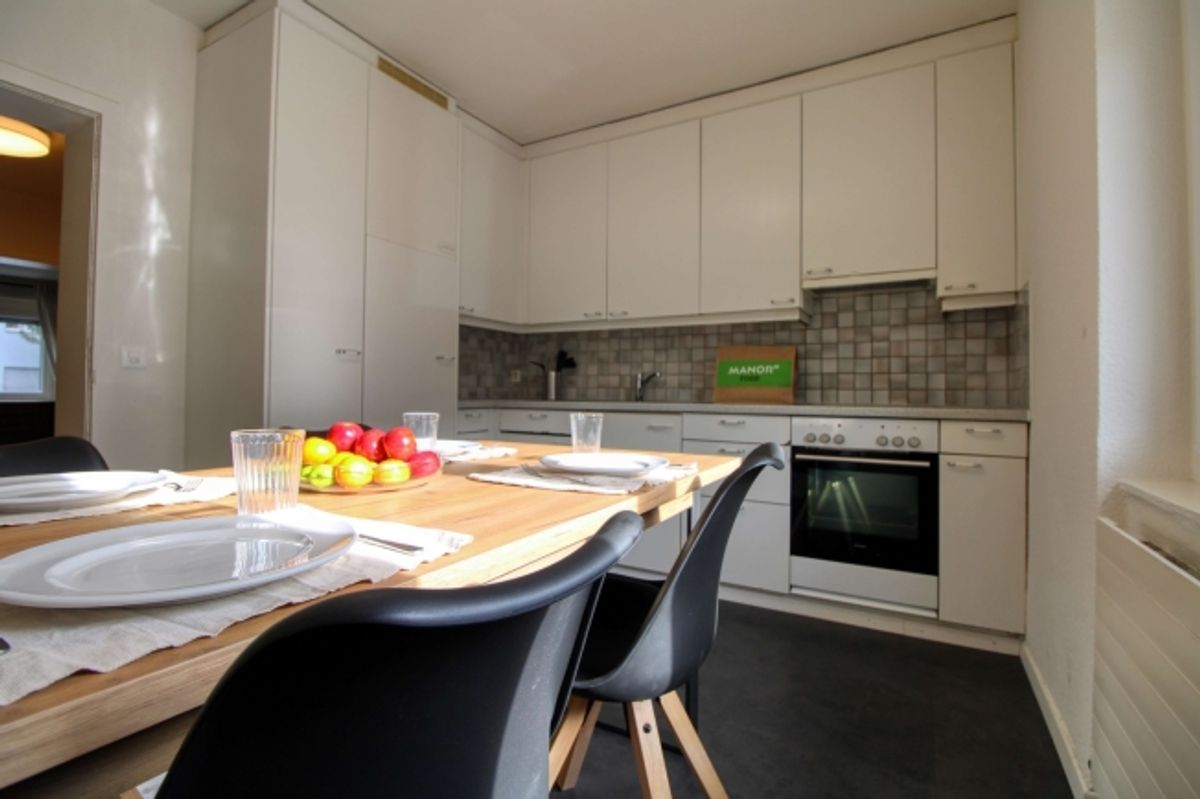 Comfortable Coliving in Zürich's Dynamic Altstetten District - 11